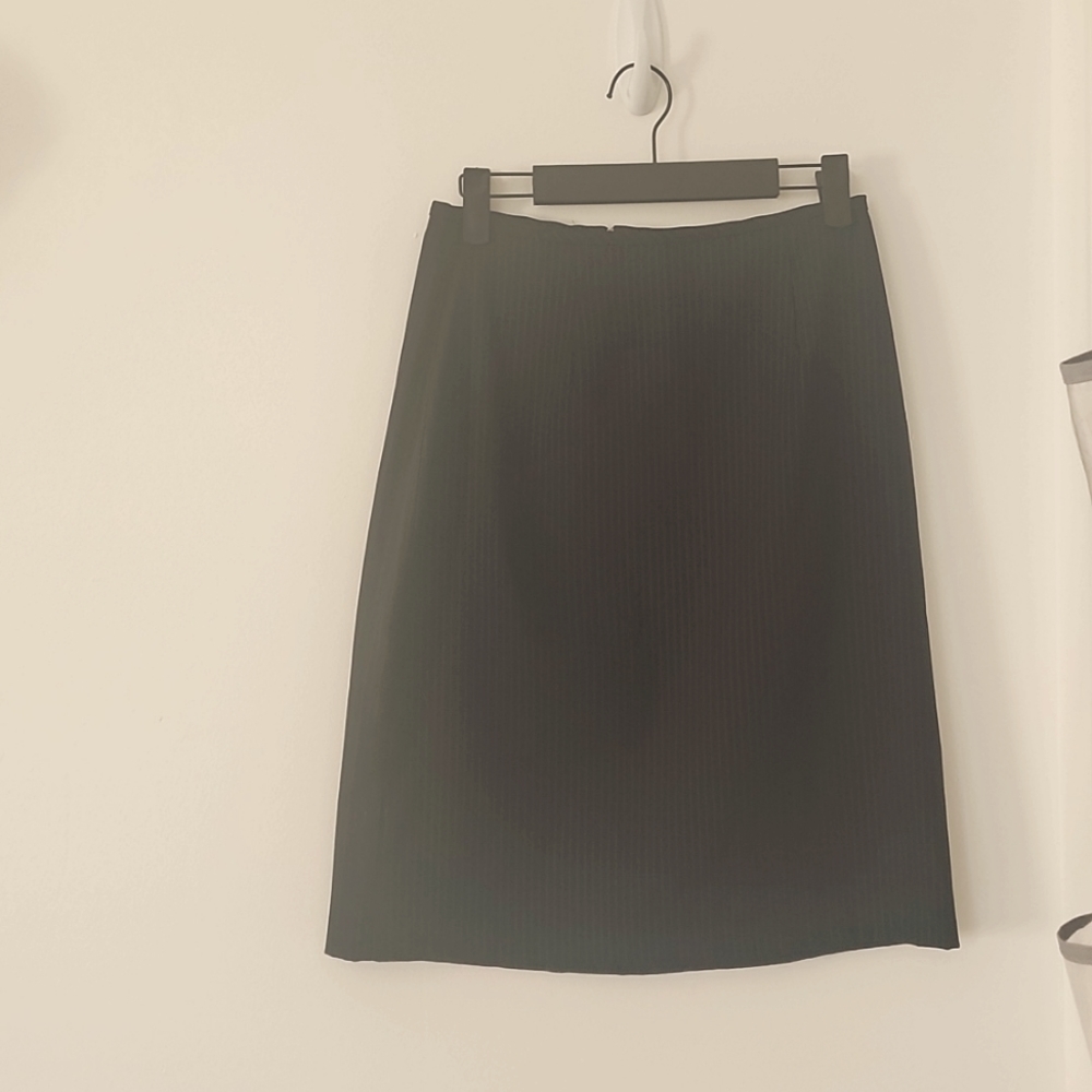 Pencil skirt